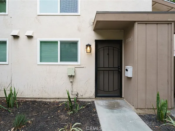 13514 1/4 Village Dr, Cerritos, CA 90703
