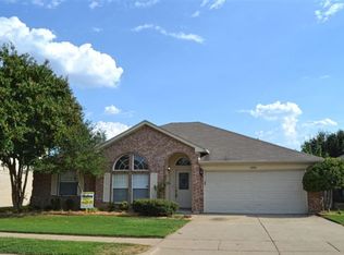 4206 Highgrove Dr, Arlington, TX 76001