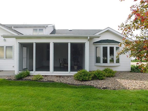 4th image of 2805 Husker Ln