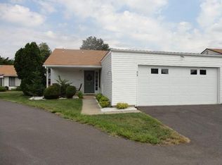 28A Larch Plz, Monroe Township, NJ