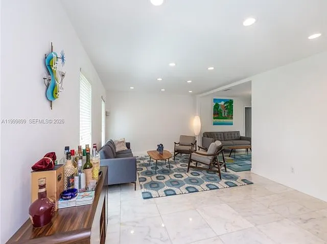 14610 Tarpon Dr — Photo 3