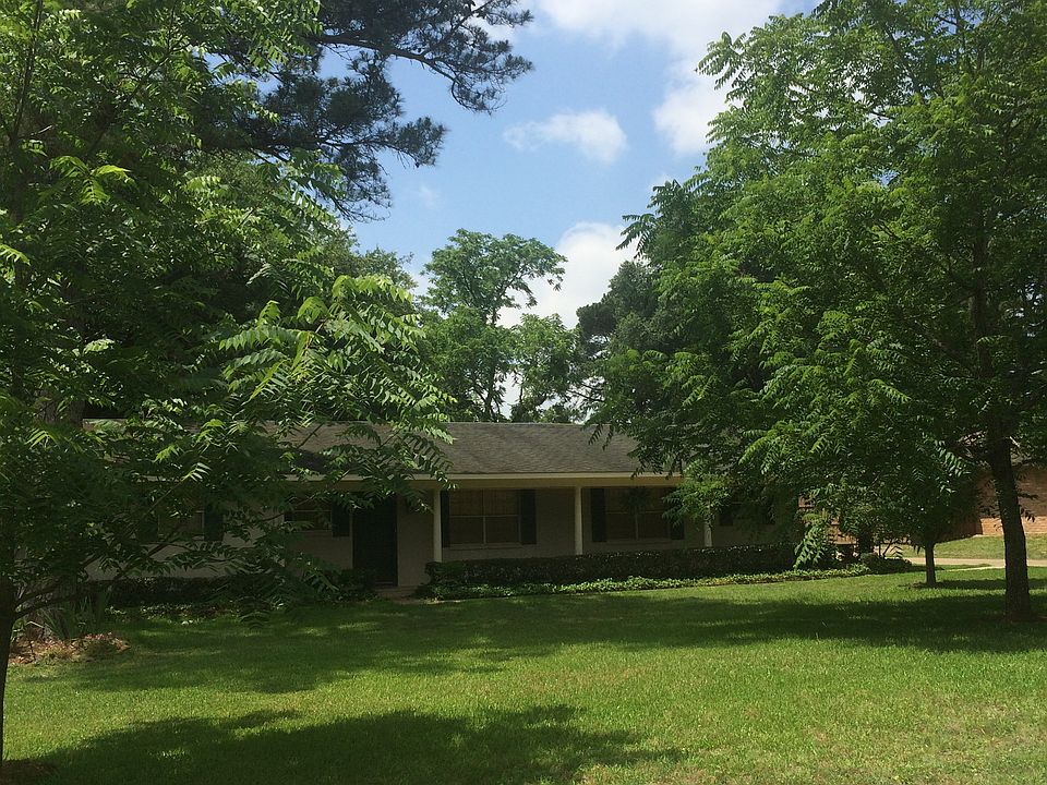 1st image of 110 Meadowbrook Dr