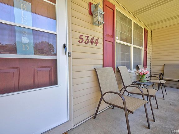 3rd image of 5344 Wheat Way Ave