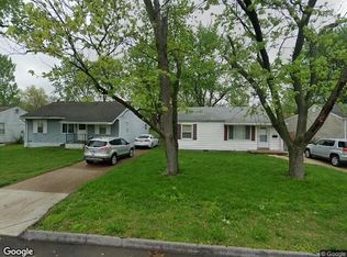 9609 Echo Ln, Saint Louis, MO