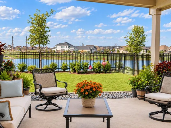 218 Curly Cucumber Cir, Richmond, TX 77406