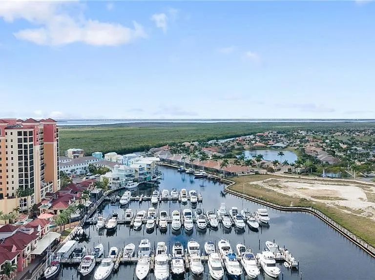 5781 Cape Harbour Dr #1505 — Photo 3
