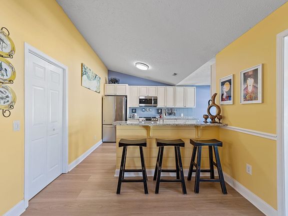 5th image of 1508 Odiham Pl.