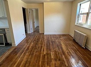 69-03 223rd St #DP1, Oakland Gardens, NY
