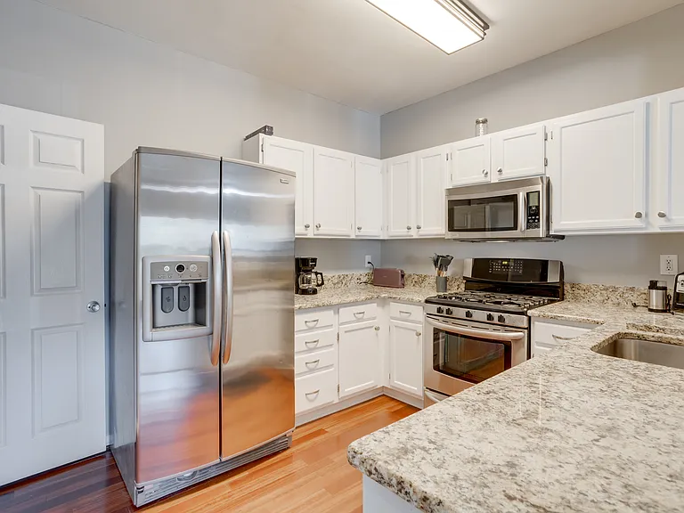 14304 Rosy Ln #25 — Photo 3