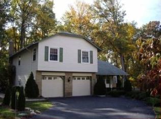 8923 Arley Dr, Springfield, VA 22153