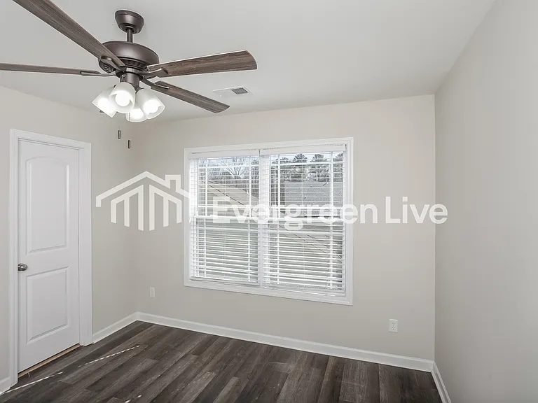 57 Easington Ct — Photo 12