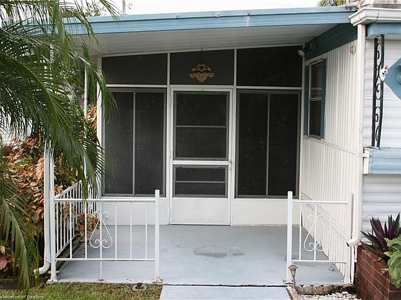 2nd image of 3304 Maine Ave