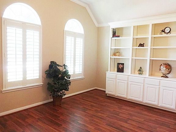 5th image of 7827 Highland Arbor Dr