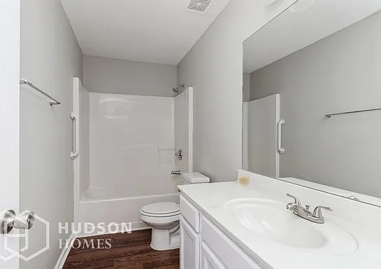 818 Round Tree Ct — Photo 16