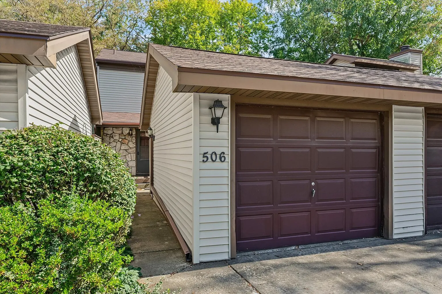 506 Spring Cir photo 1