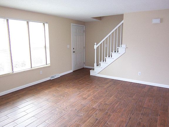 2nd image of 4670 Baylor Ct