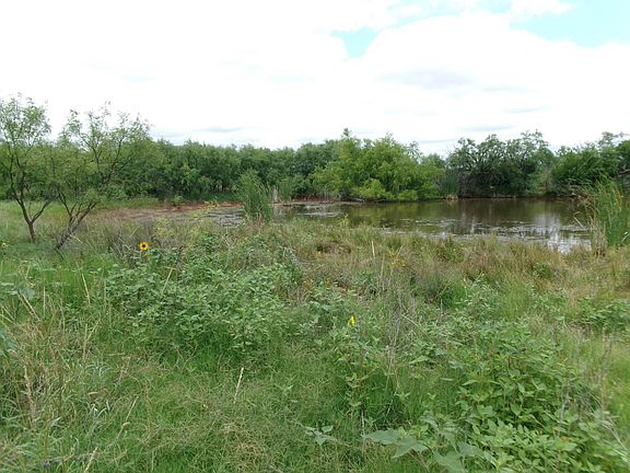 3rd image of 174 County Road 182