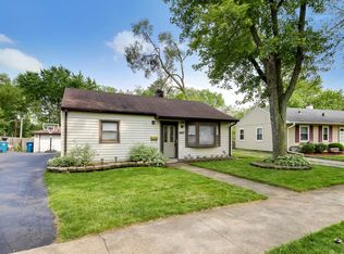 14913 Terrace Ln, Midlothian, IL 60445