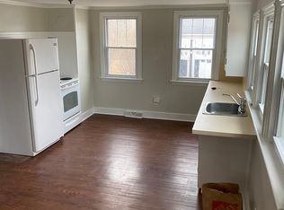 32 Hilton Rd APT 2, Slingerlands, NY 12159