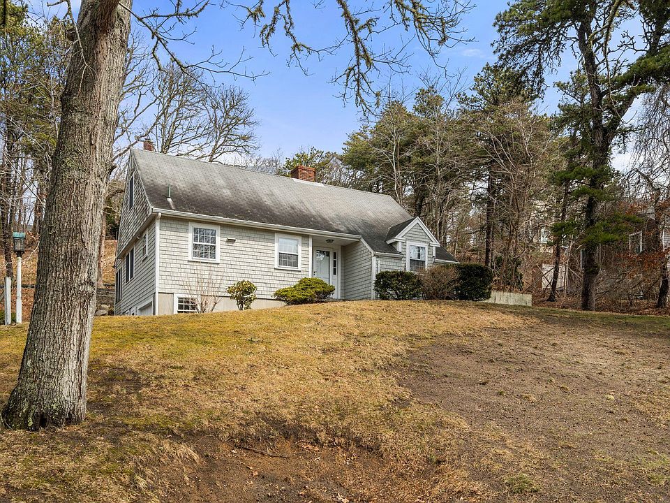 1st image of 25 Wood Valley Road