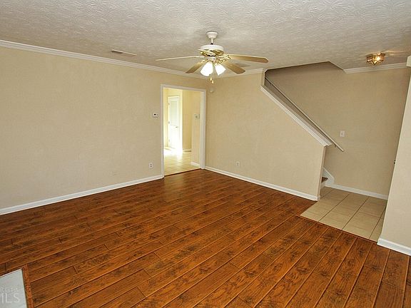 4th image of 3339 Sentinel Cir