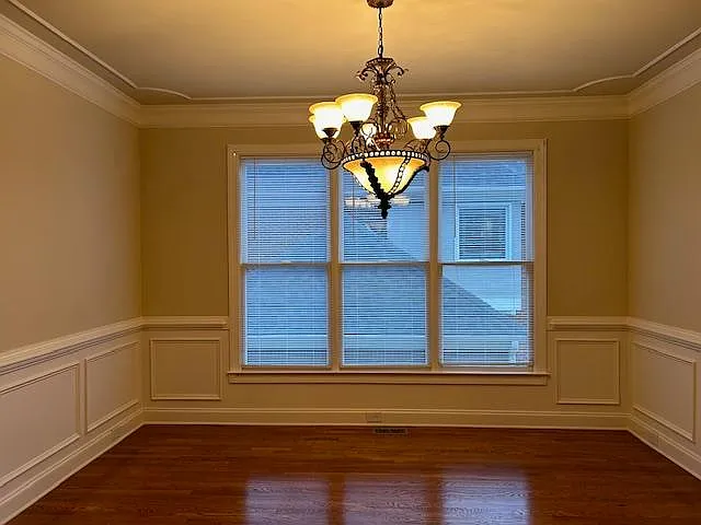 343 Ashleigh Walk Pkwy — Photo 12