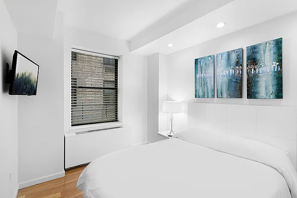 Rented by Compass | media 5