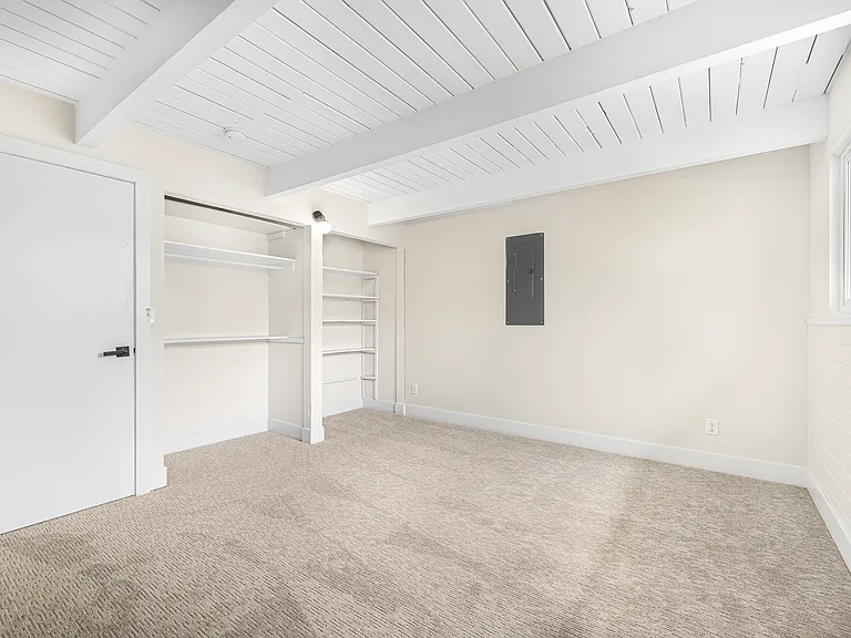 210 N 1st St #2 — Photo 18