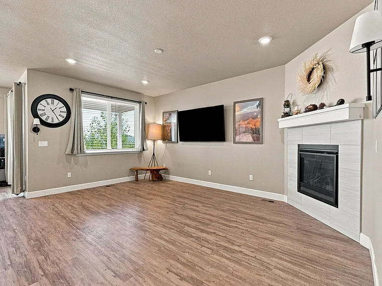 3859 Sandy Vista Ln — Photo 5