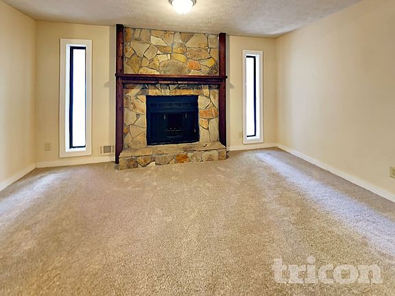 2nd image of 5054 Stoney Point Ln