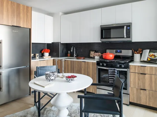 1-15 57th Avenue image 4 of 24