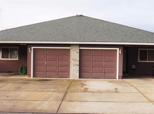 1019 Hopkins Rd, Central Point, OR 97502