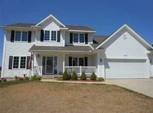 7430 Prairie Hawk Dr SW, Cedar Rapids, IA 52404