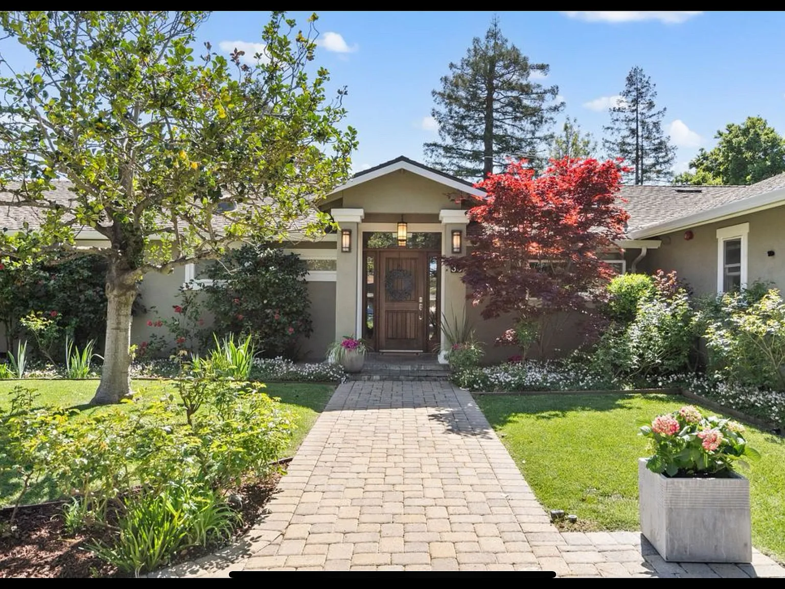 5 bed, 3136 sqft, $18,000 — Photo 4