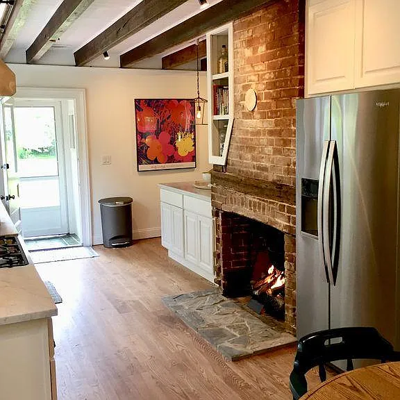 8 Tuthill Point Rd — Photo 16