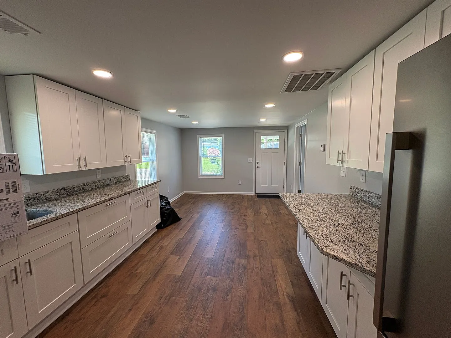 Modern Comfort Meets Small-Town Charm at 206 Hillcrest — Photo 3