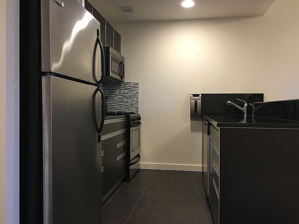 1st image of 143-20 Hoover Ave #607