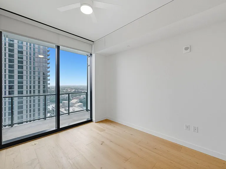 610 Davis St #3303 — Photo 13