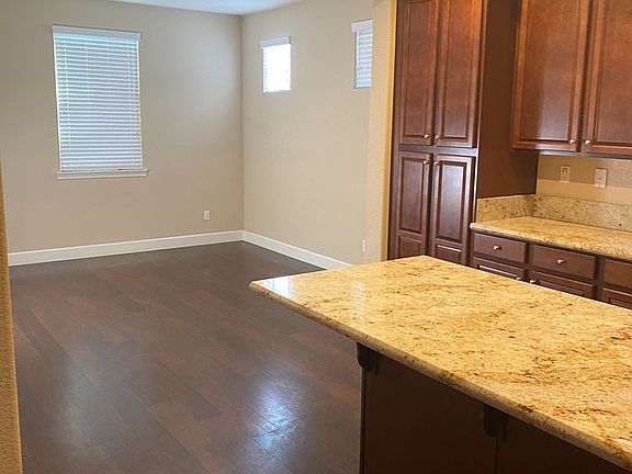 5th image of 701 Montblanc Pl