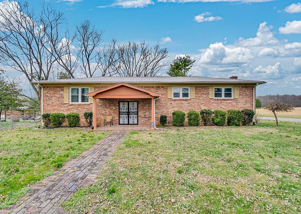 1st image of 501 Scenic Ln