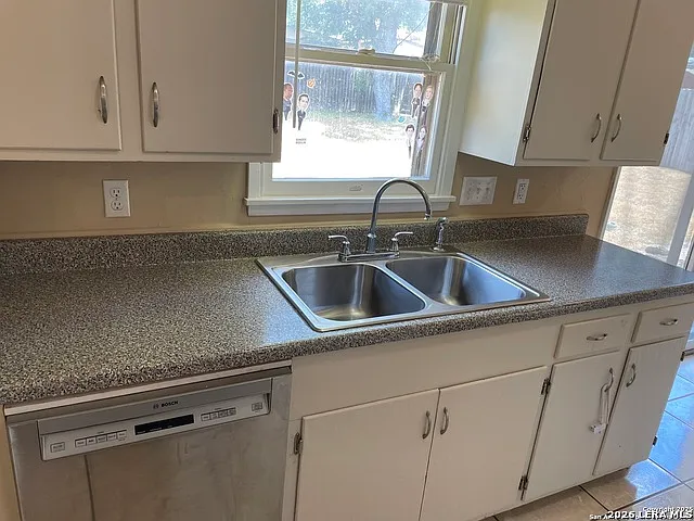 459 Kate Schenck Ave — Photo 9