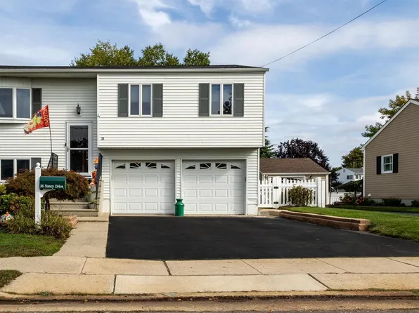 36 Nancy Dr, Hamilton, NJ 08619