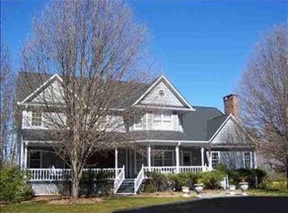 127 Country Lakes Rd, Easley, SC 29642