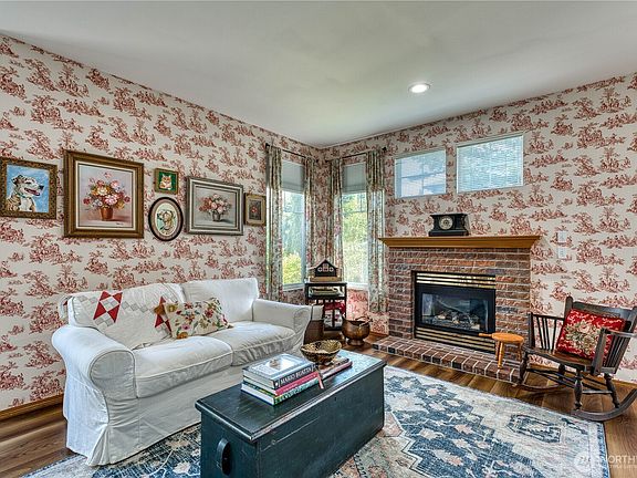 4th image of 9640 Long Point Lane NW