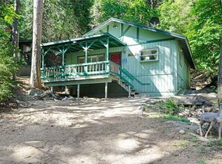 23931 Lakeview Dr, Crestline, CA 92325