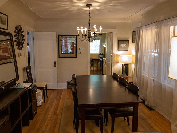 5th image of 352 N Clarkson St