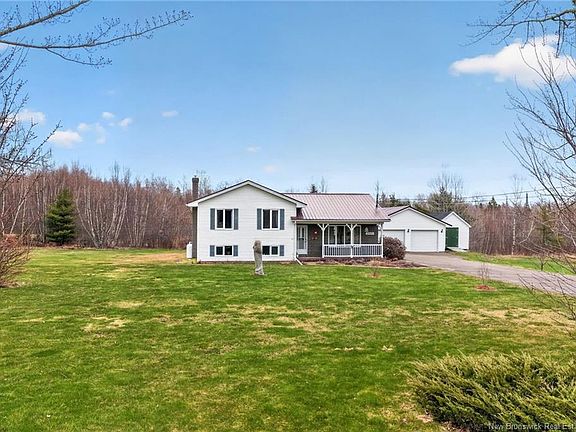 3rd image of 124 Cove Rd