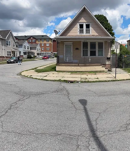 281 Efner St #1 Photo 1