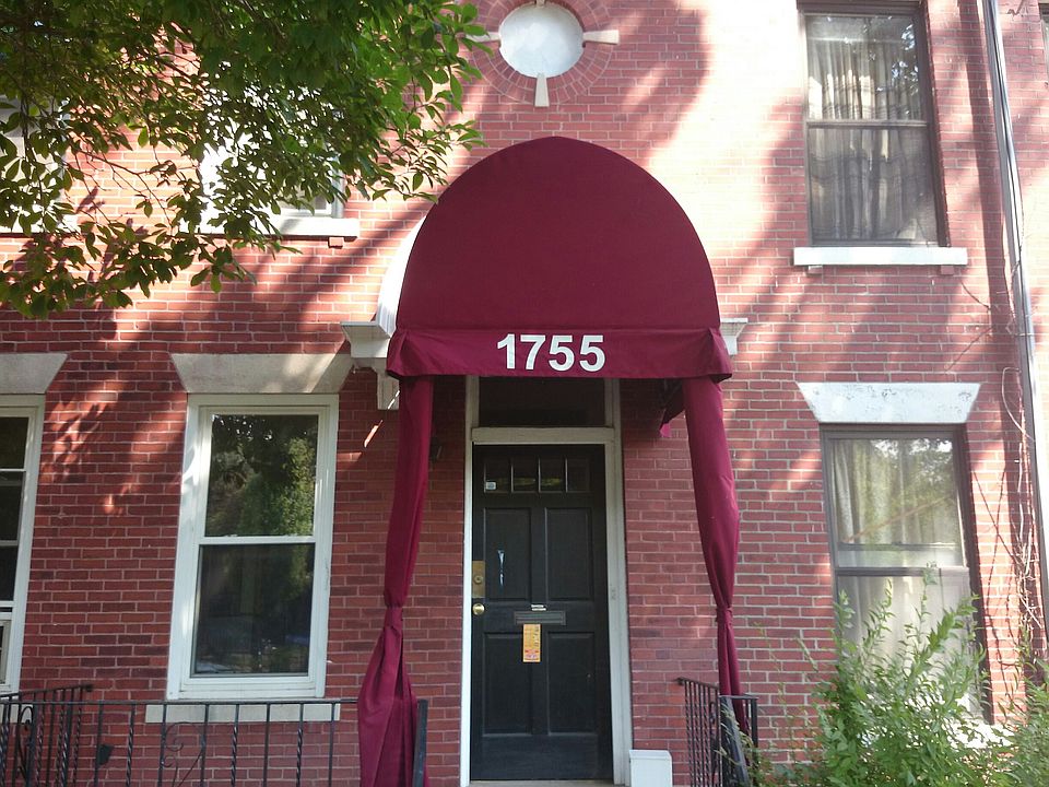 2nd image of 1755 Comm Ave