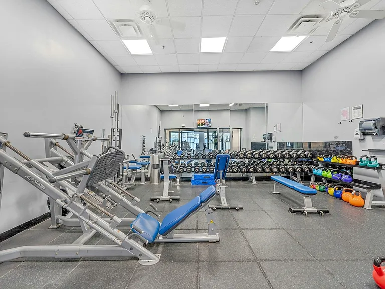 7004 Boulevard East #31D — Photo 16
